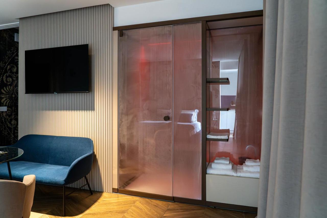 Ferienwohnung Donna Giacinta Blu Luxury Flat Bari Exterior foto